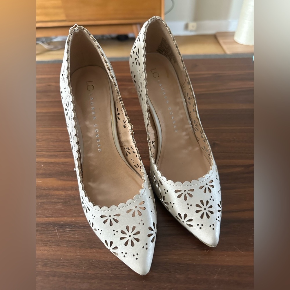 Laser cut pumps